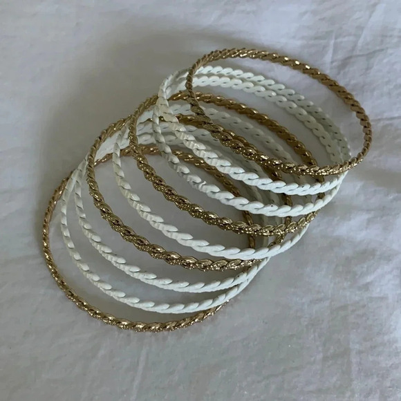 Jewelry - Bangle bracelets